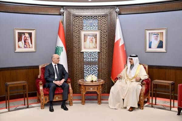 الحجار التقى نظيره البحراني:
حريصون على توسيع آفاق التعاون