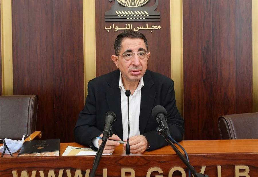 الحاج حسن دقّ ناقوس الخطر الزراعي: البطاطا اللبنانية في مواجهة الإغراق