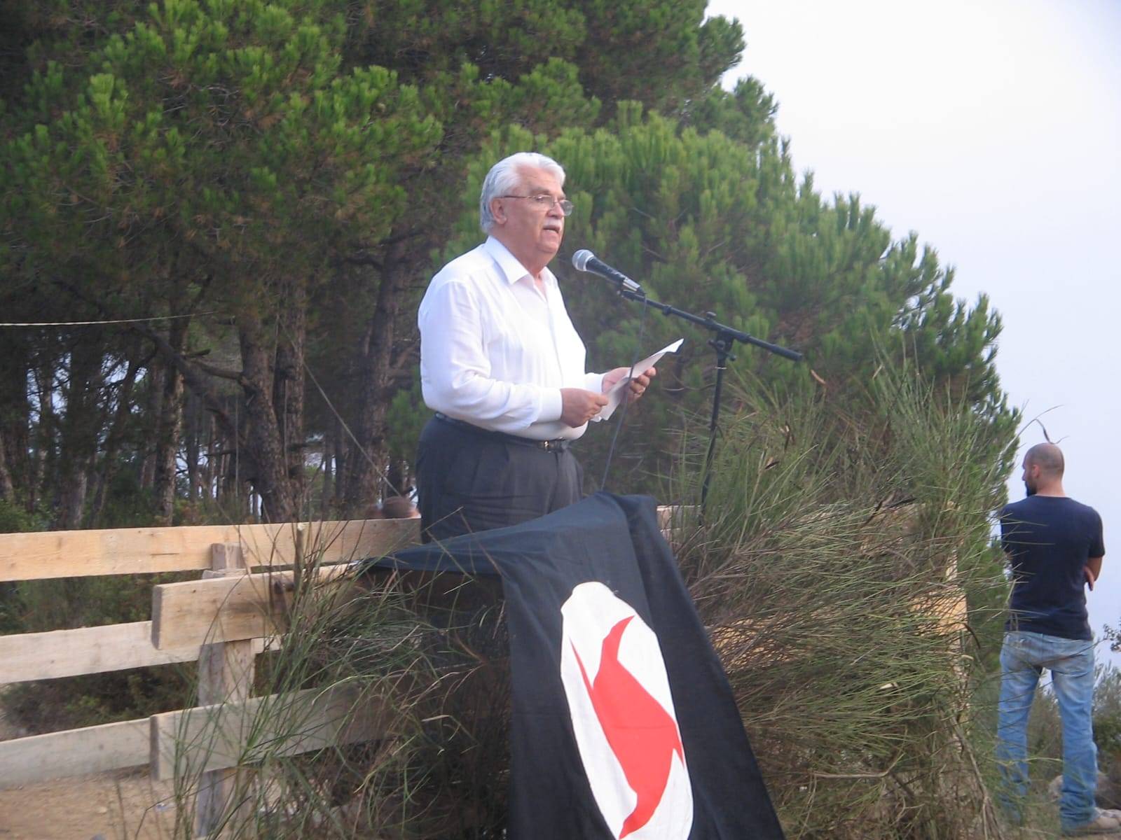 محمود عبد الخالق... باقٍ في النهضة