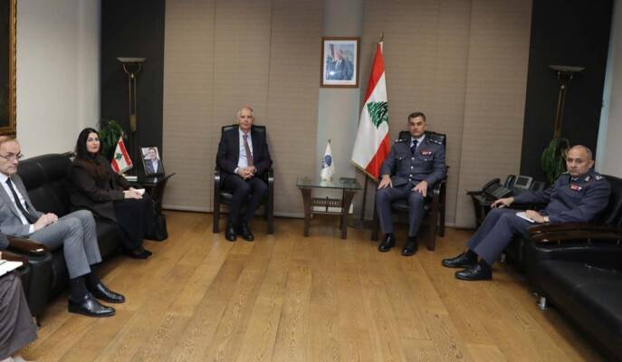 ماغرو بحث مع الحجار وعبد الله
التحضيرات لمؤتمر دعم الجيش في باريس