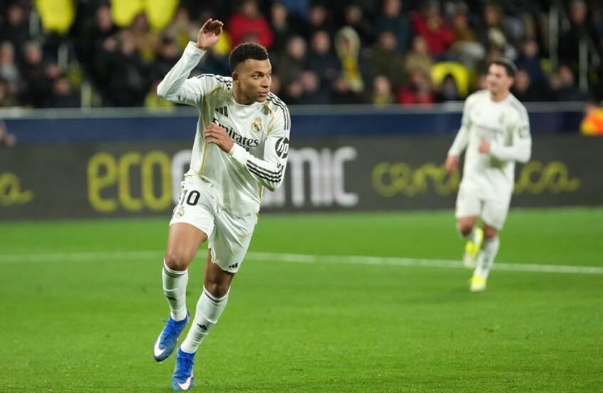 مبابي يسقط فياريال ويصعد بريال مدريد لصدارة الدوري الإسباني