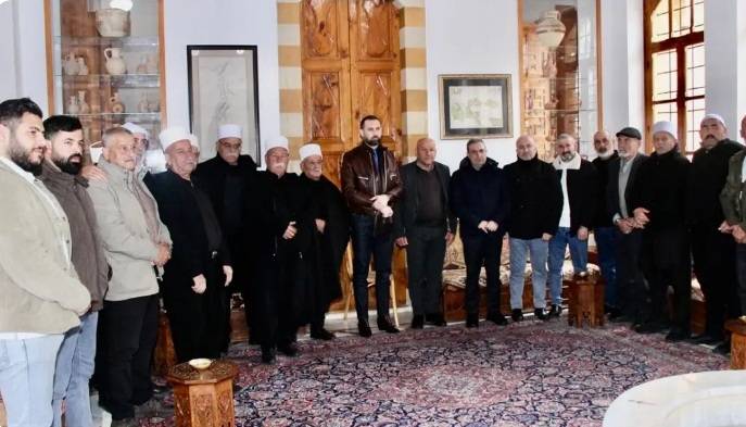 تيمور جنبلاط بحث مع وفود بلدية
وأهلية قضايا إنمائية وخدماتية