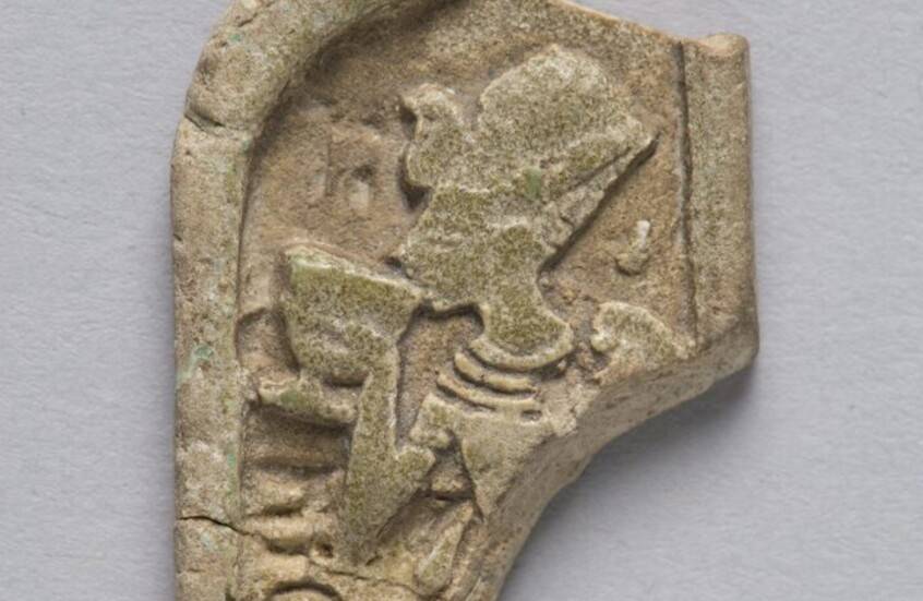 قطعة أثرية نادرة تكشف الكثير من الأسرار