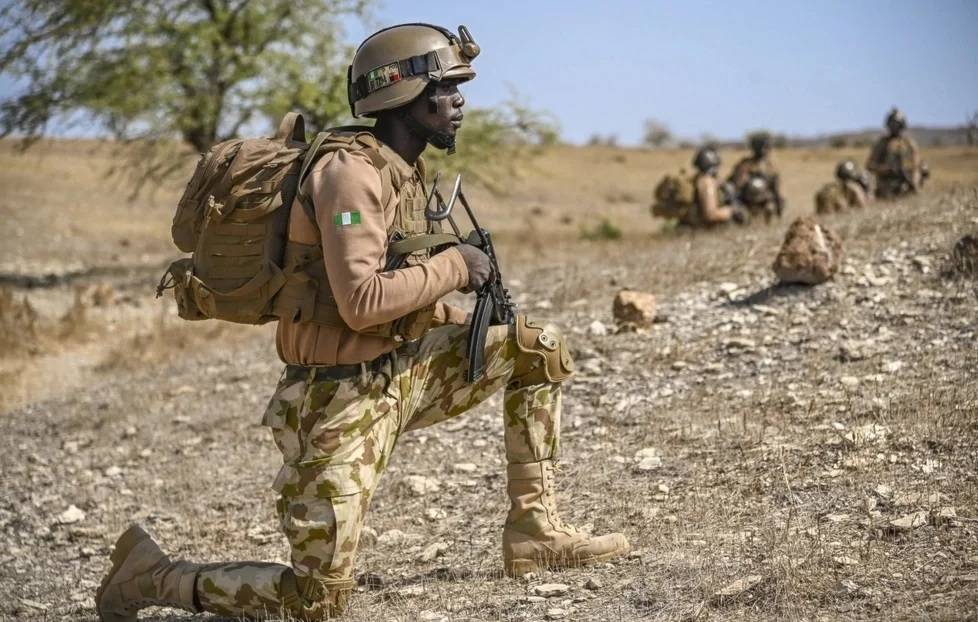 الجيش النيجيري ينقذ 11 رهينة بعد 92 يوماً من الاحتجاز