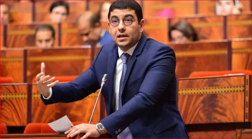 وزير الشباب والثقافة والتواصل المغربي يلجأ إلى القضاء لهذا السبب