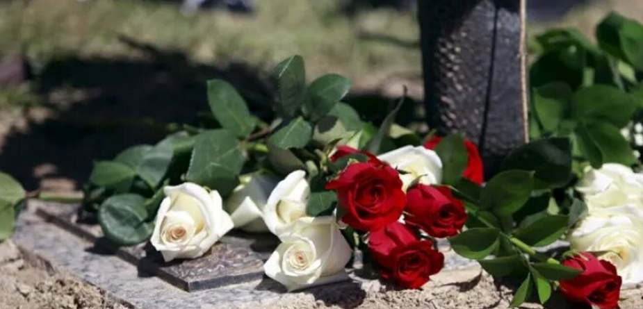 بعد معاناة طويلة مع المرض.. وفاة فنان قدير