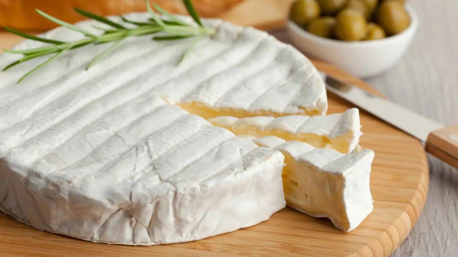 الجبن عالي الدسم يحمي الدماغ؟