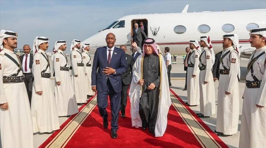 البرهان يصل إلى قطر في زيارة رسمية
