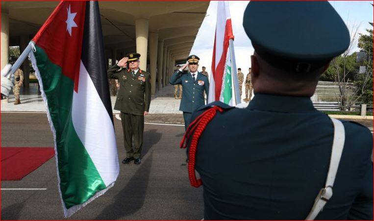 الرئيس عون يستقبل قائد الجيش الأردني ويشيد بالدعم العسكري المتواصل للبنان