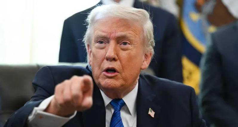 ترامب: إيران تريد إبرام اتفاق وحددت لها مهلة