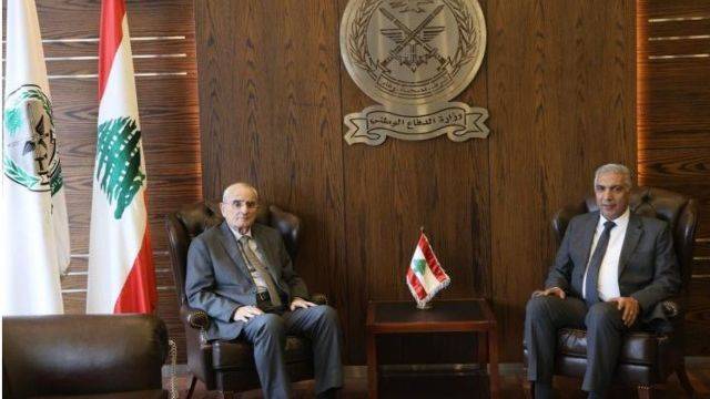 وزير الدفاع يستقبل النائب عبود