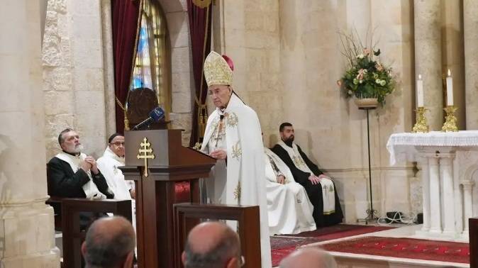 الراعي: لبنان بحاجة الى ثورة ضمير والى صدّيقين بالسياسة
وأبرار بالاقتصاد لا الى تبديل وجوه فقط