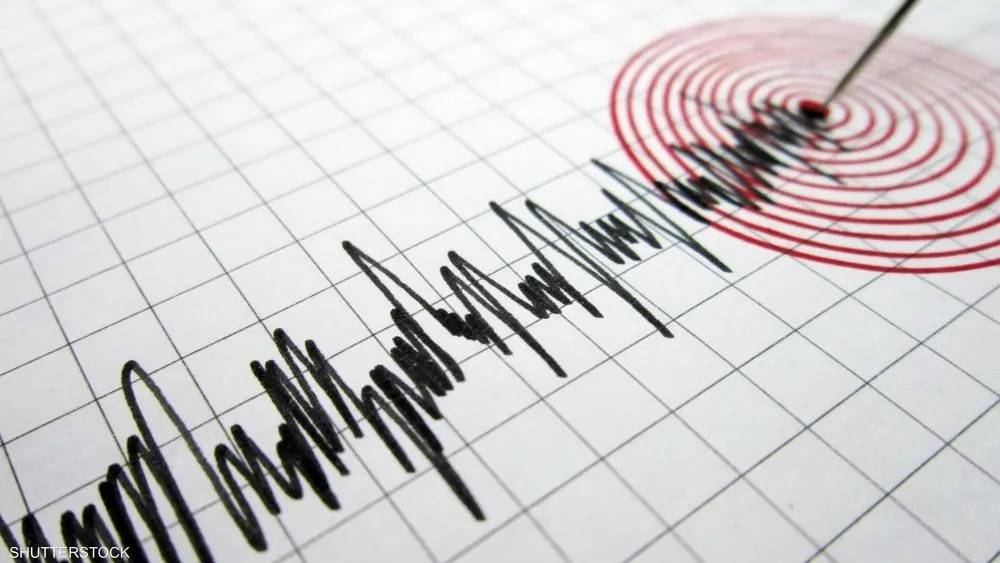 هزة أرضية في عنايا