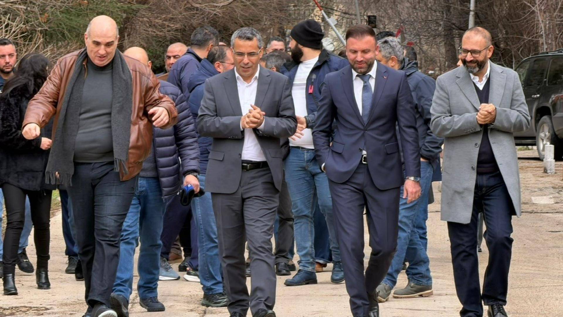 هاني يزور مصلحة الأبحاث العلمية الزراعية في تل عمارة