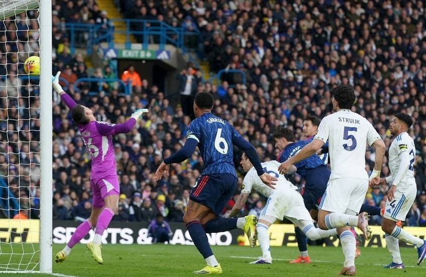 البطولات الأوروبية... ارسنال يستعيد توازنه على حساب ليدز