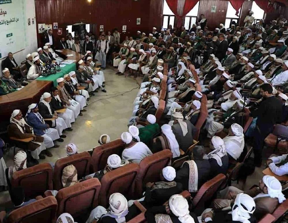 رابطة علماء اليمن تعلن تضامنها الكامل مع إيران