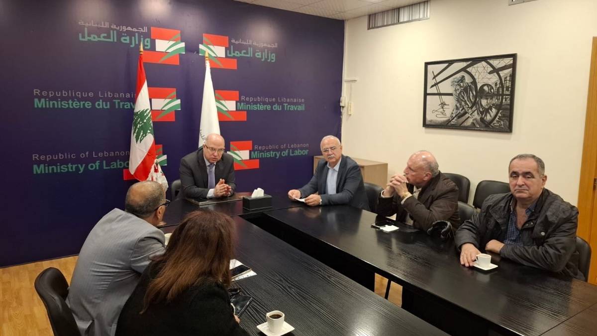 الوزير حيدر اطلع على مطالب متقاعدي الضمان

والتقى وفد لجنة الانقاذ الدولية في لبنان