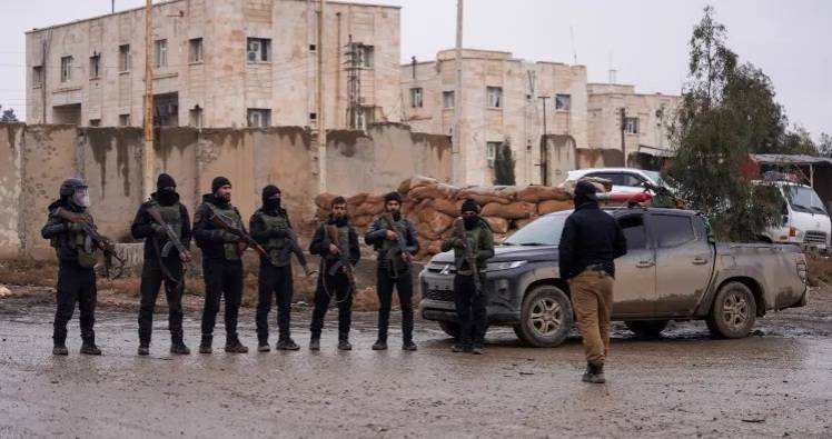 العراق: تأجيل جلسة انتخاب الرئيس وسط تعمُّق الخلافات بين الكتل
وتسلّم 450 مُعتقلًا من 