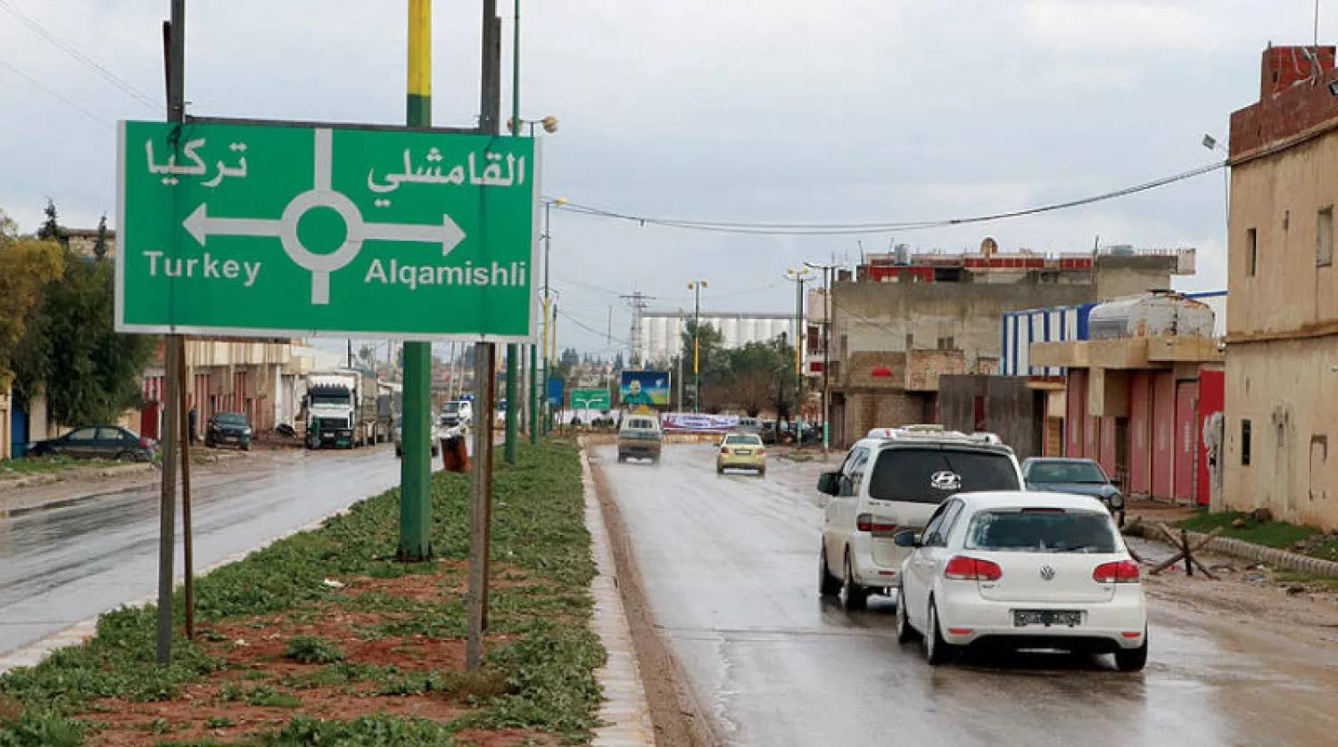 قائد الأمن الداخلي السوري في القامشلي لتفقد المراكز الأمنية