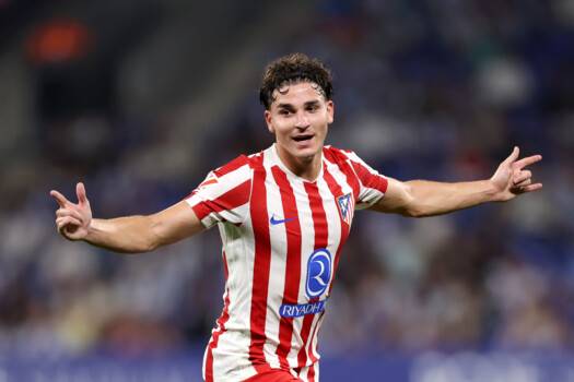 الفاريز يشيد ببيدري ويصفه بالأفضل في العالم