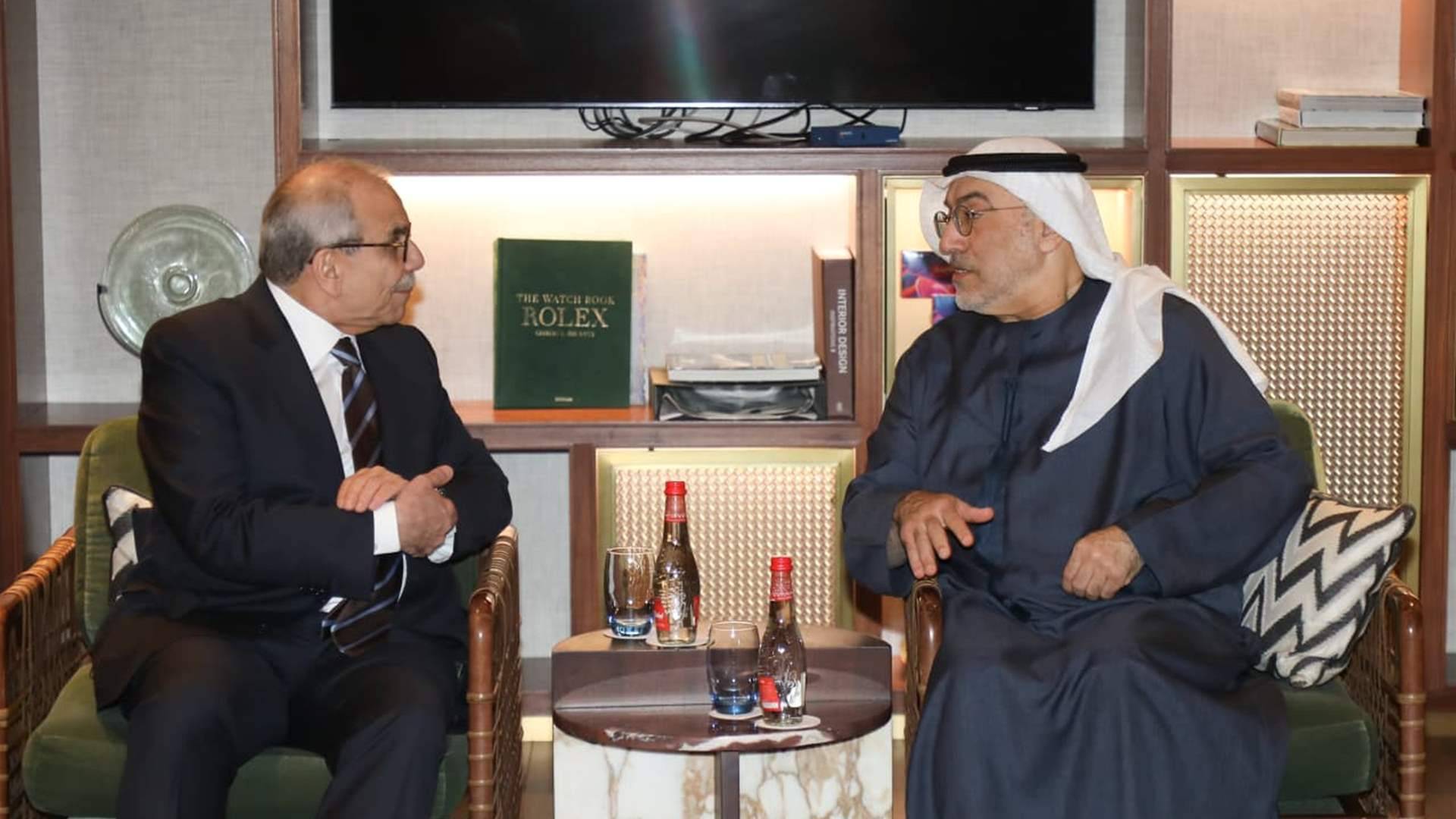 سلام يصل إلى دبي للمشاركة في القمة العالمية للحكومات