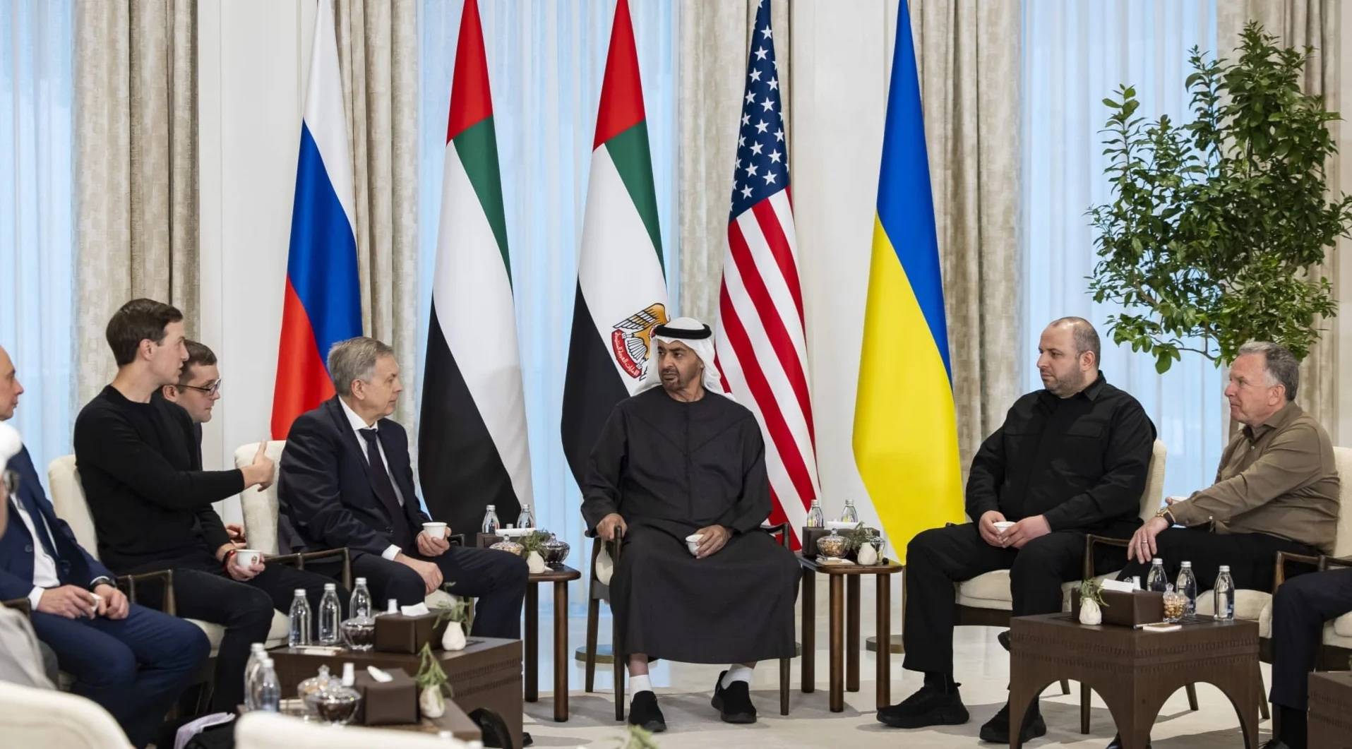 أبو ظبي تستضيف المفاوضات الروسية–الأوكرانية–الأميركية