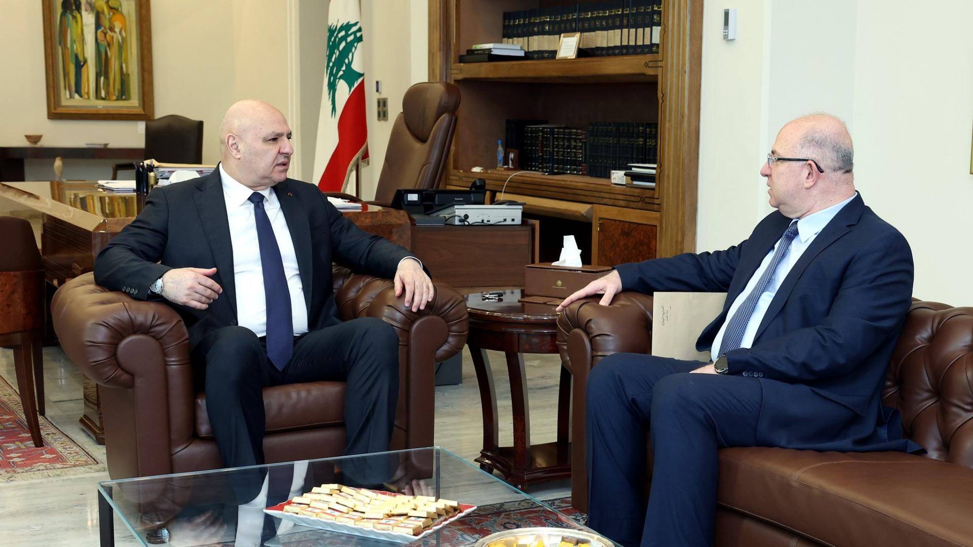 ملف الضمان بين الرئيس عون وحيدر