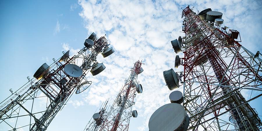 الهيئة النظمة للاتصالات طالبت مزودي خدمات
الانترت بنقل المشتركين إلى شبكات قانونية ومرخصة