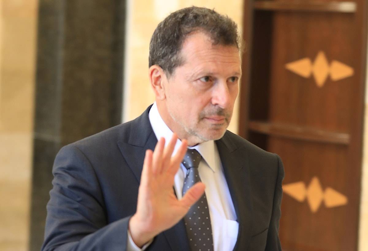 شحادة يبحث التعاون الرقمي مع وزراء الاتصالات في الكويت