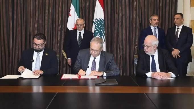 لبنان وسوريا وقعا اتفاق نقل السجناء السوريين من لبنان
متري: خطوة بداية لمسار أشمل
للويس: تمهّد لانفراجات مستقبليّة تصون العدالة