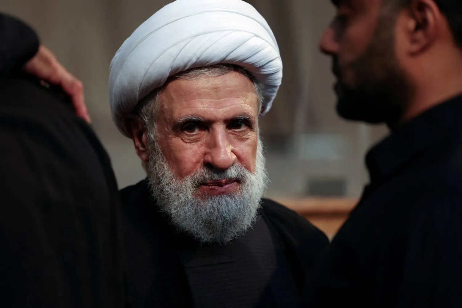 العلاقة مع "امل" متجذرة..الشيخ قاسم يشيد  بـ عون...ويثمن زيارة سلام للجنوب