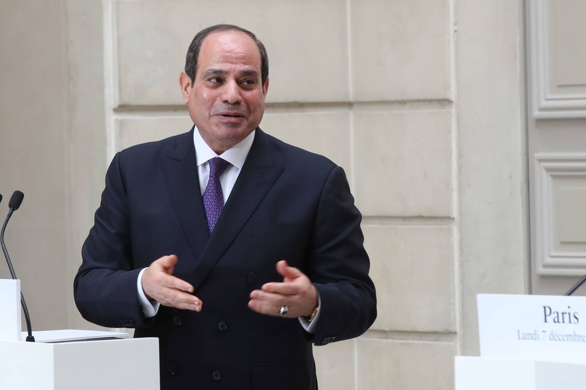 السيسي يبحث مع مدبولي تعديل التشكيل الحكومي