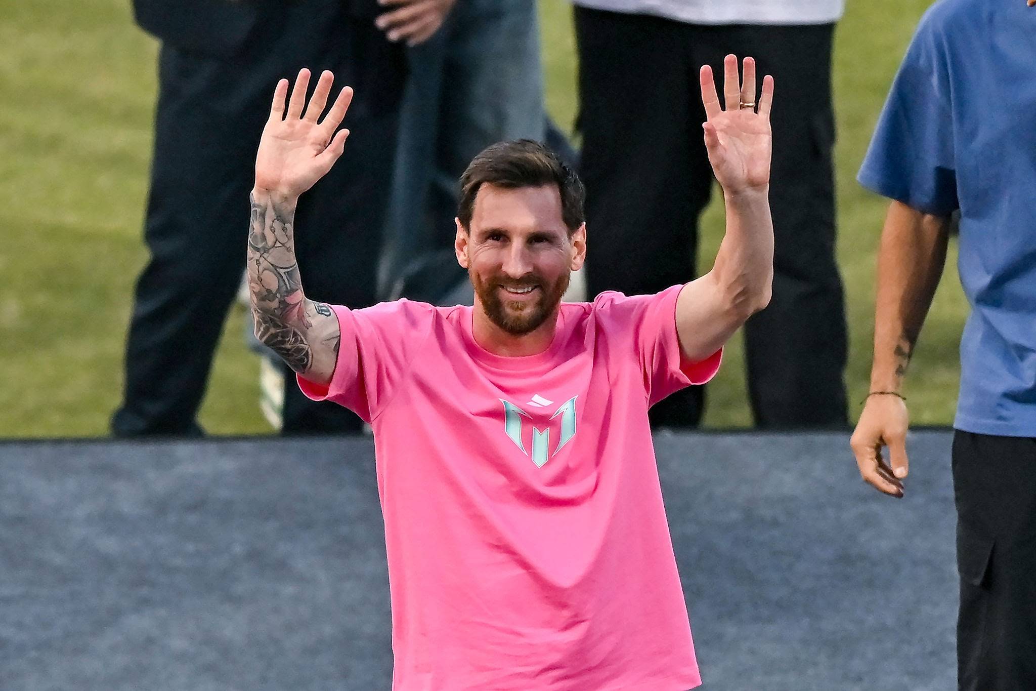 ميسي خارج المشهد الانتخابي في برشلونة