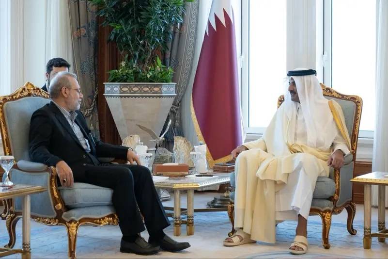 امير قطر يبحث مع لاريجاني سبل خفض التصعيد