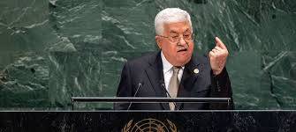 آراء متباينة على مسودة الدستور الفلسطيني المؤقت
