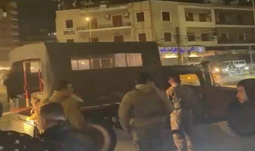 اعتصام في ساحة النور والجيش يفرض تعزيزات أمنية