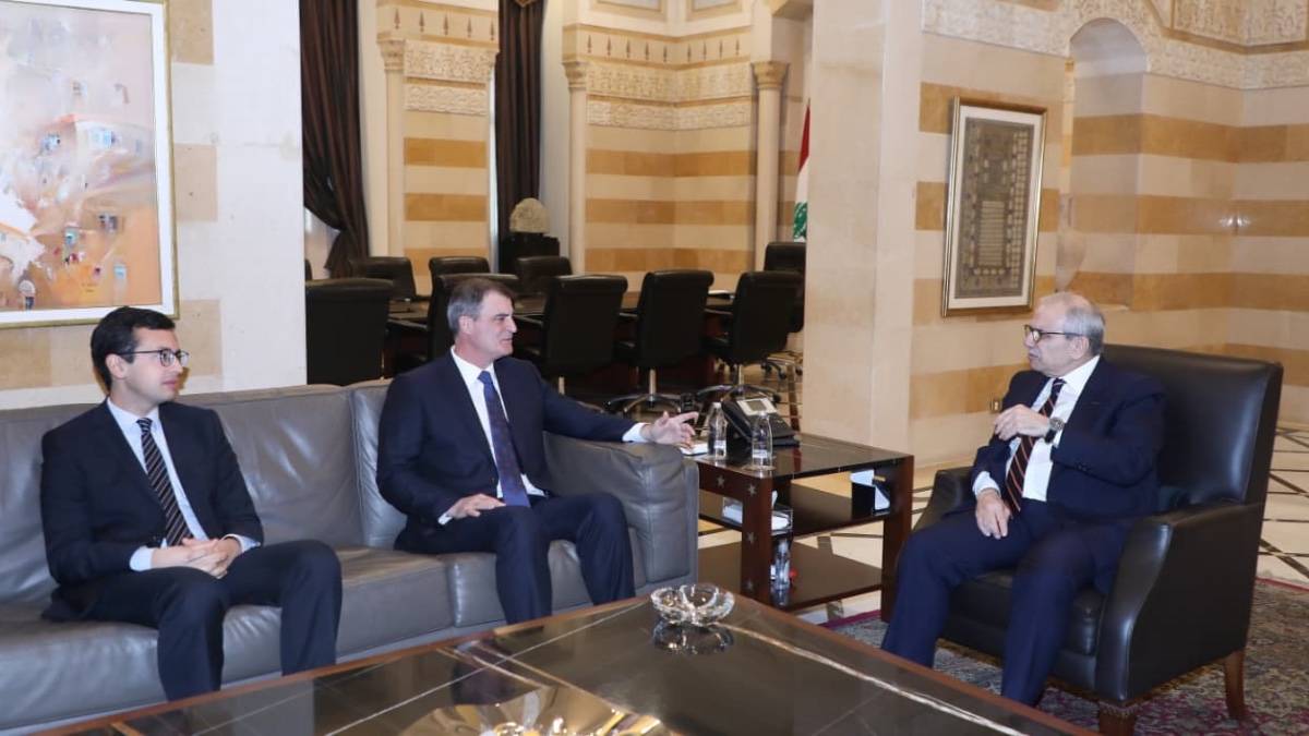 جابر : زيارة وفد الصندوق تأتي في توقيت دقيق في ظل التحديات التي يواجهها لبنان

سلام وبري استقبلا وفد بعثة صندوق النقد : اللقاء كان ايجابيا ومثمرًا