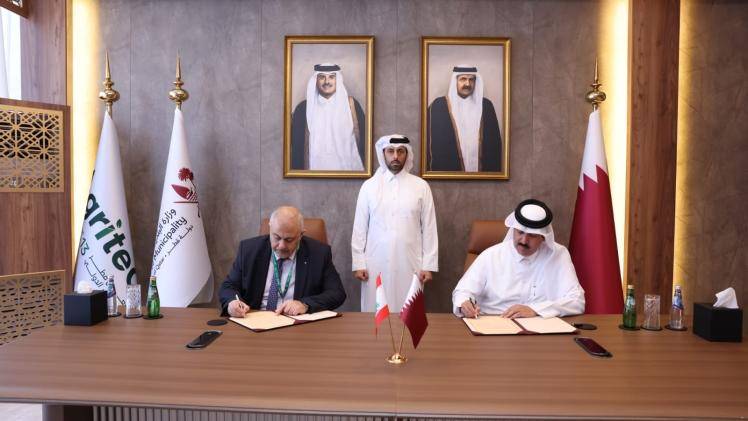توقيع اتفاقية توأمة بين بلديتي الدوحة وبيروت