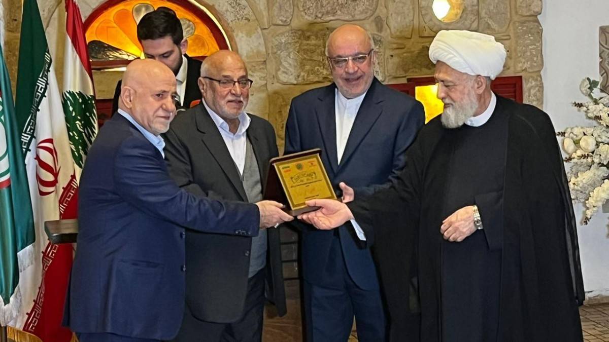 "أمل" كرمت السفير الايراني... أماني: سنواجه التحديات اما حربا او بالمفاوضات