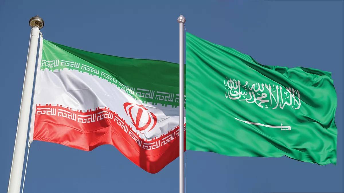 وفد من البرلمان الإيراني يزور السعودية لتعزيز العلاقات الثنائية