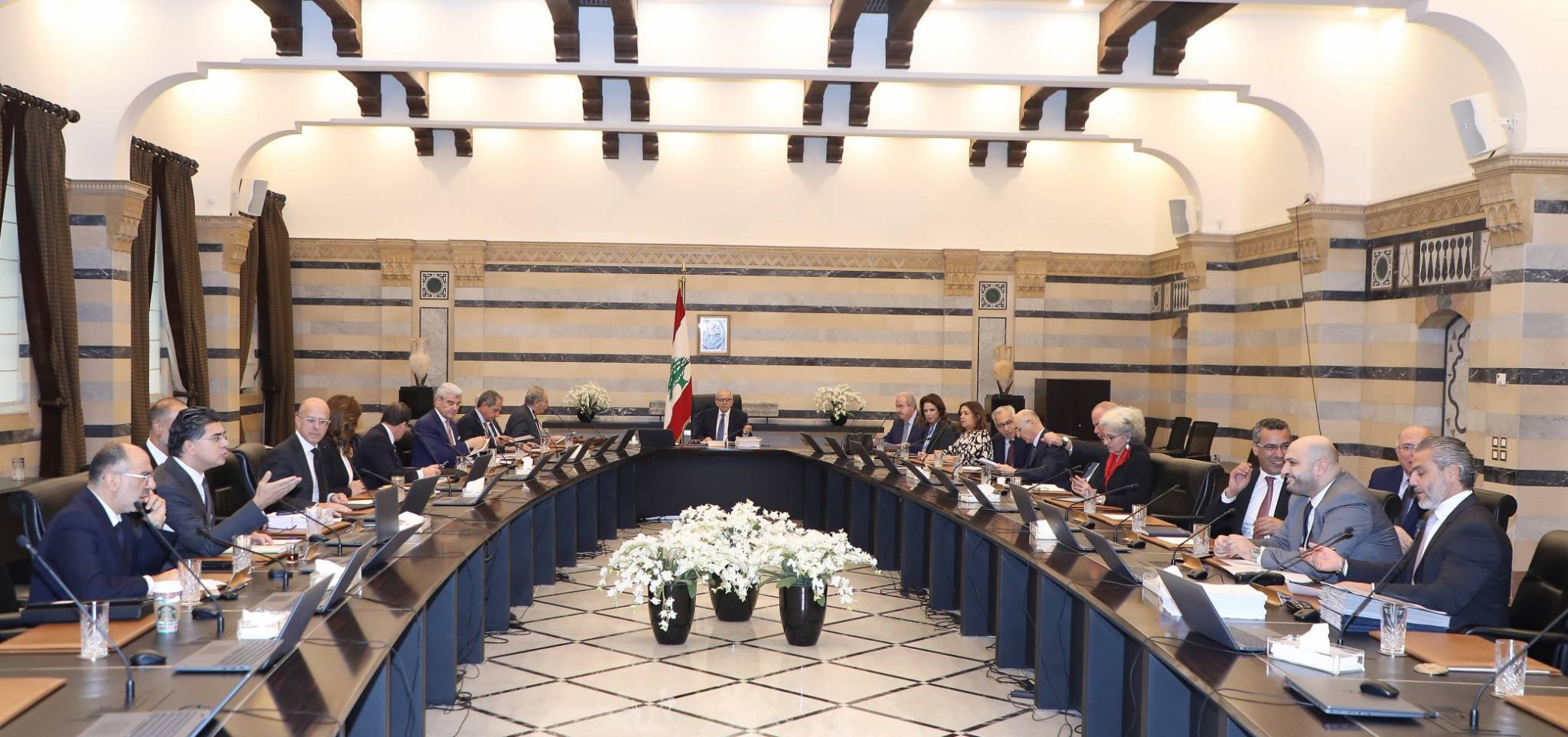 مجلس الوزراء يبحث تعديل الرواتب ومنح جديدة للعسكريين