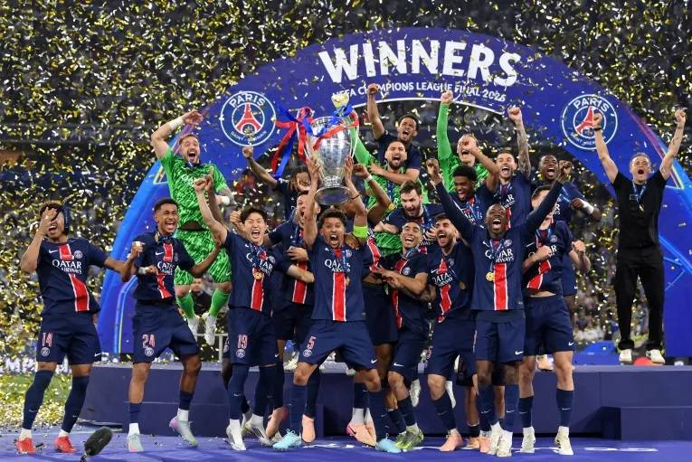 العظماء السبعة
في دوري أبطال أوروبا