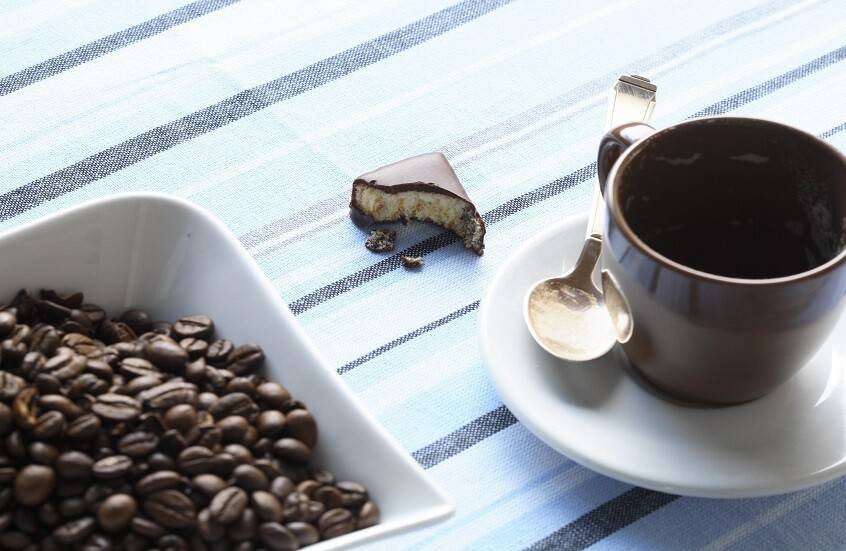 ماذا يحدث لجسمك عند التوقف عن شرب القهوة؟