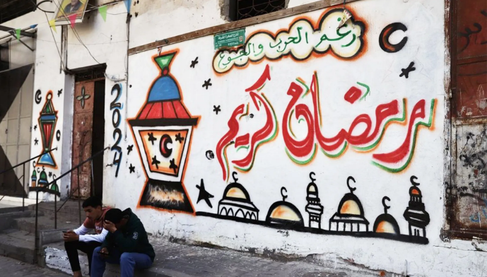 بين الغلاء وشح المساعدات... كيف سيحل رمضان على الغزاويين؟