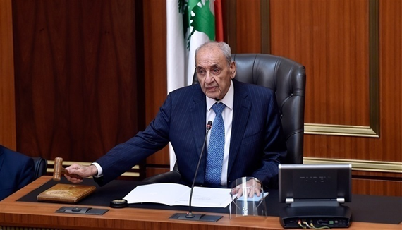 أصر على الترشح أولاً... لمن يقول بري 