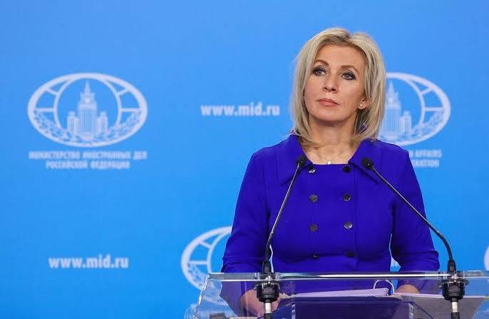 زاخاروفا تعليقاً على تصريح زيلينسكي بشأن تأجيل الانتخابات: هذيان مريض