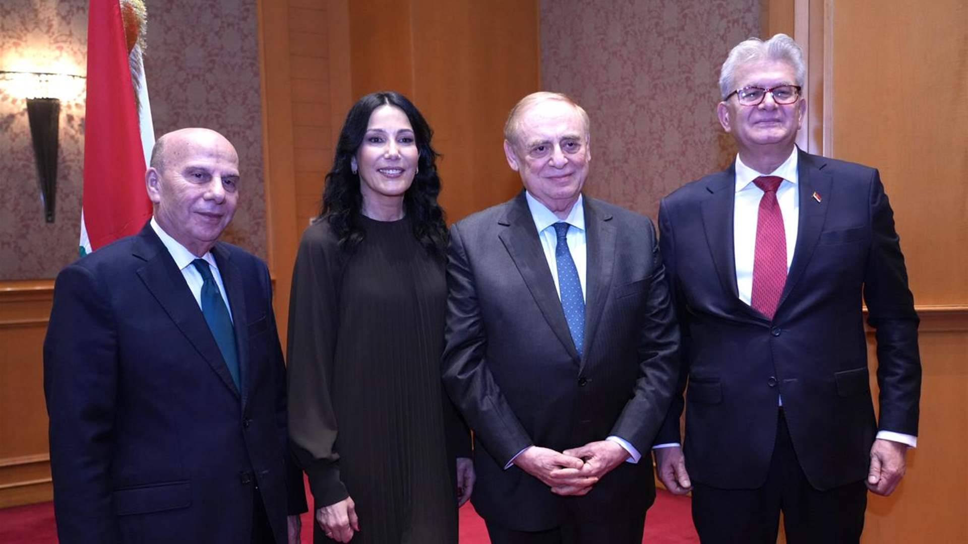 البستاني يمثّل الرؤساء الثلاثة في احتفال اليوم الوطني الصربي