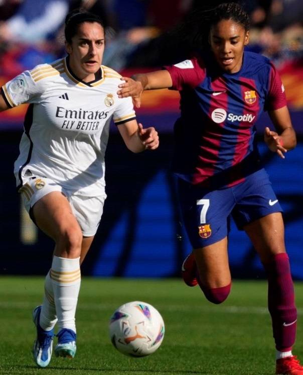 كلاسيكو نسائي
بين ريال وبرشلونة
في دوري الابطال