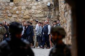 استشهاد فلسطيني برصاص مستوطنين