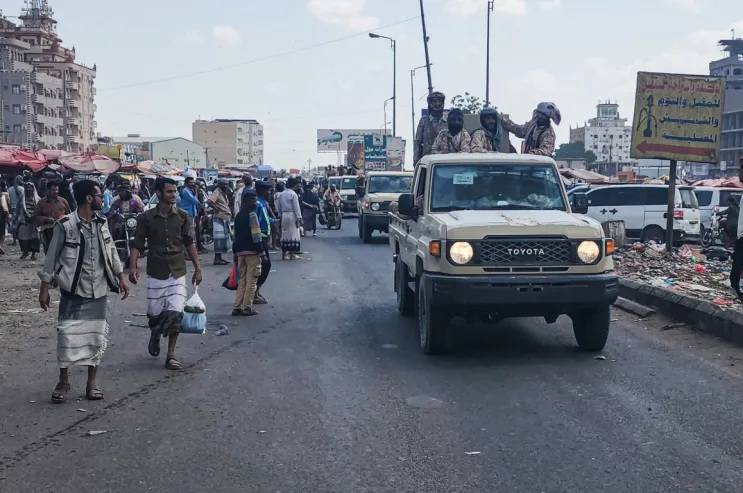 قتيل وجرحى في عدن بعد محاولة أنصار "الانتقالي" اقتحام قصر المعاشيق